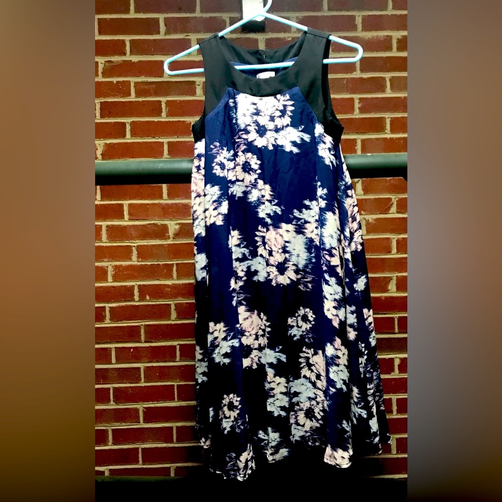 Xhiliaration size XS free flow dress